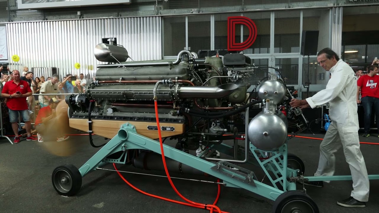 Packard Marine Motor 4M-2500 / Type W14
