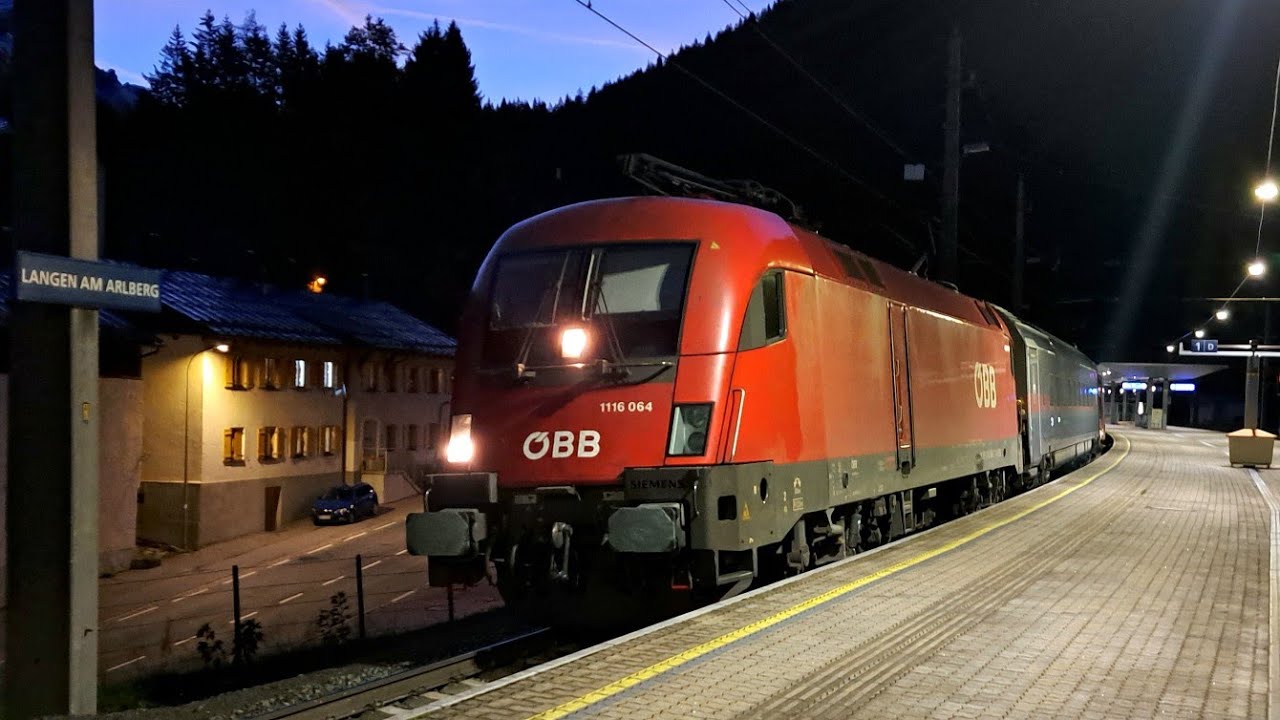 🍂Herbst🍁🍃an der Arlbergbahn in Langen am Arlberg: Nightjet Neue Generation, Güterzüge, Railjet