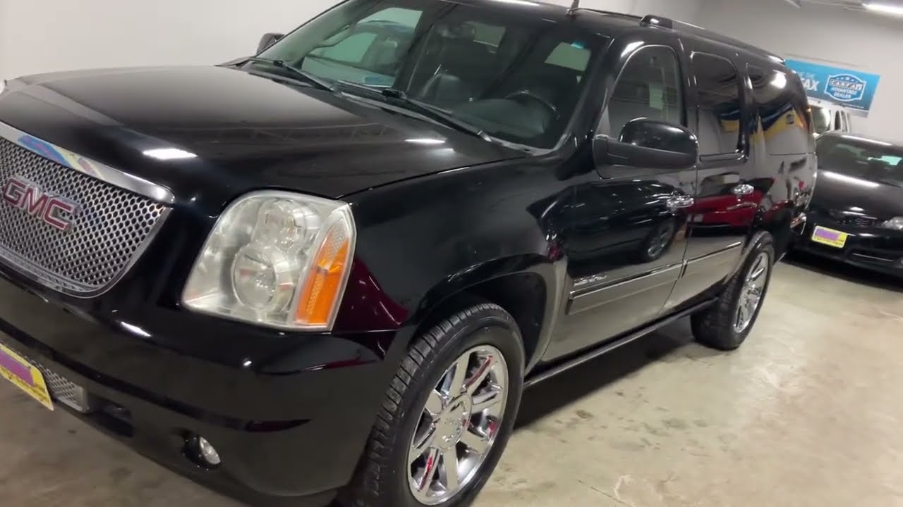 2010 GMC Yukon Denali XL AWD One Owner Loaded