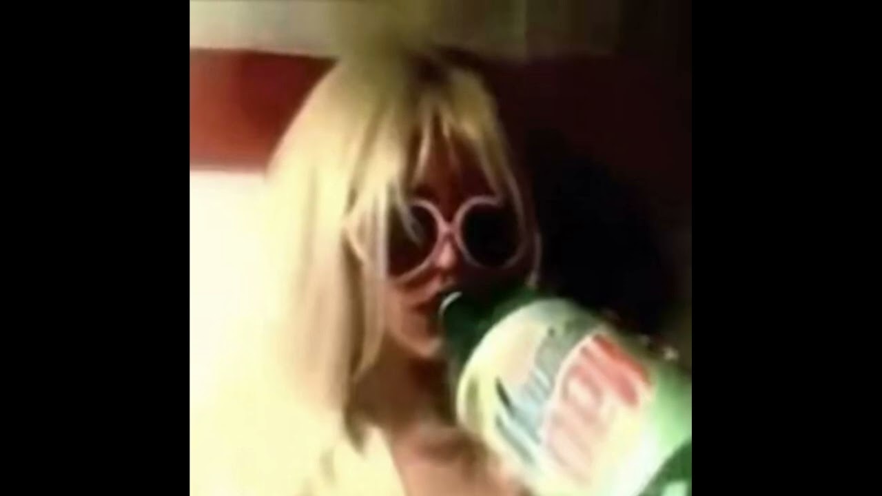 Free Crystal Castles x Suzy Sheer x Snow Strippers Type Beat 'Cry'