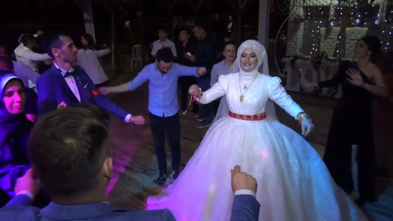 Mustafa 💜 Serra Kurtcuoğlu Düğün 6
