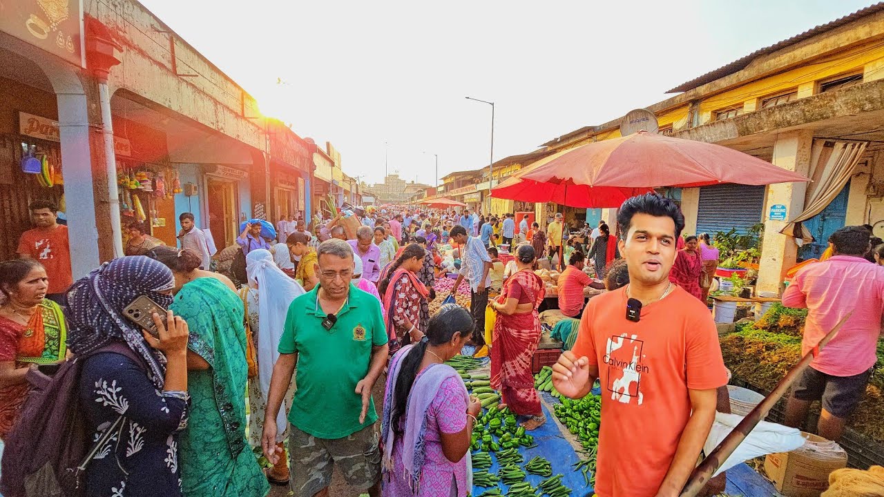 Mapusa Friday Market: When Too Many Vendors Mean No Space!