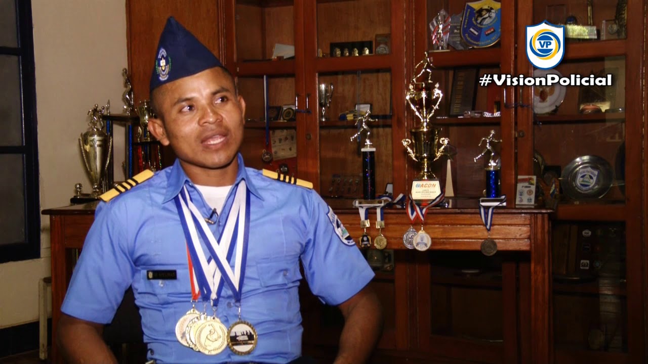 Joven atleta al servicio de la comunidad