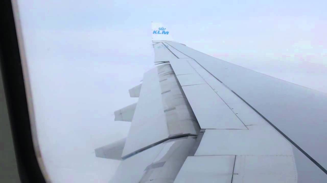 Amsterdam landing (Schiphol) KLM A330-200