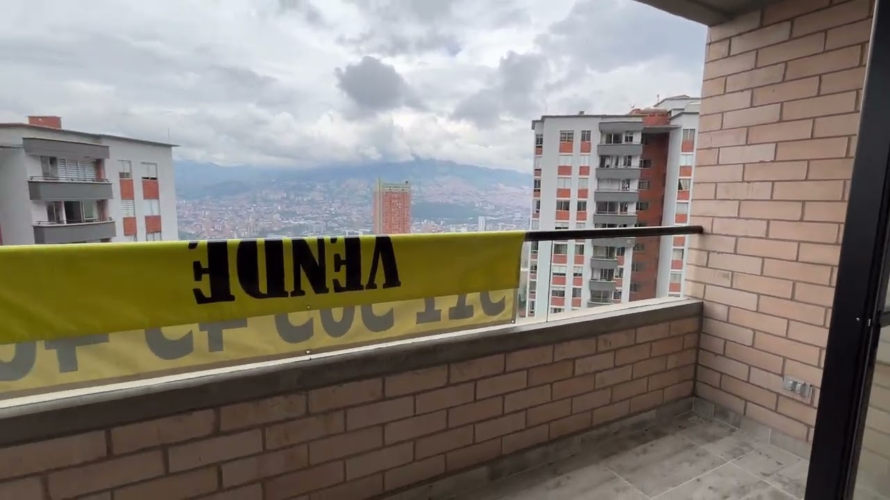 Apartamento en venta. Loma del Indio, Medellín.
