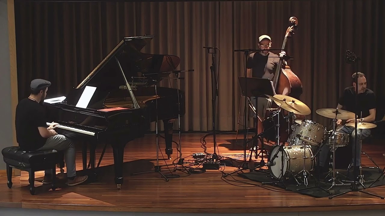 SERGI SIRVENT SMOOTH TRIO / What Is This Thing Called Love? (Cole Porter)