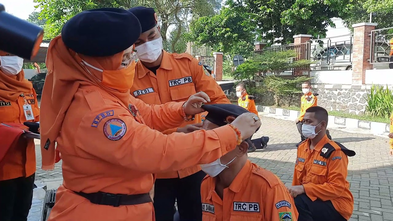 Apel Penyerahan Piagam Pembaretan Dan Kecakapan Khusus TRC BPBD Banyumas