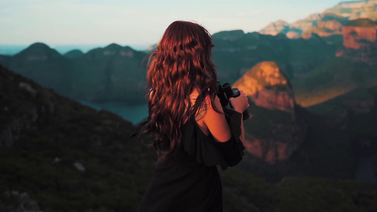 Ingrid Michaelson - Stay Right Where You Are (Okta Remix)