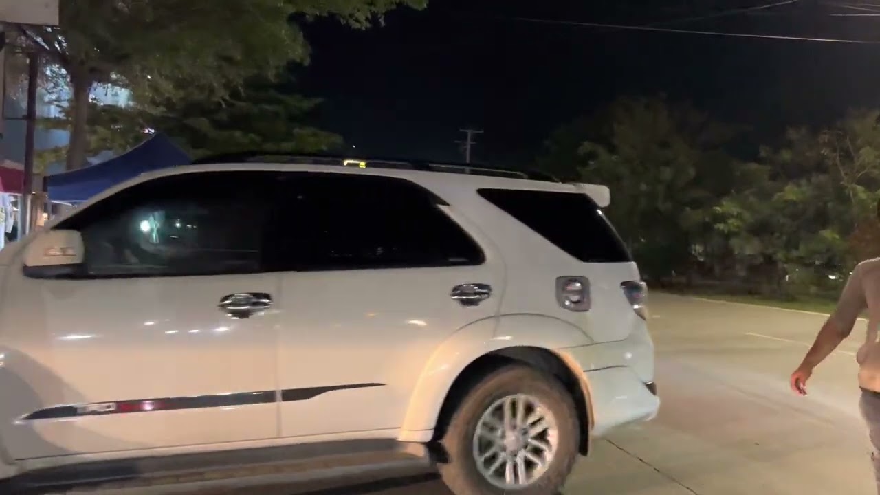 Walking Around at Boulevard Panakukang Makassar !!