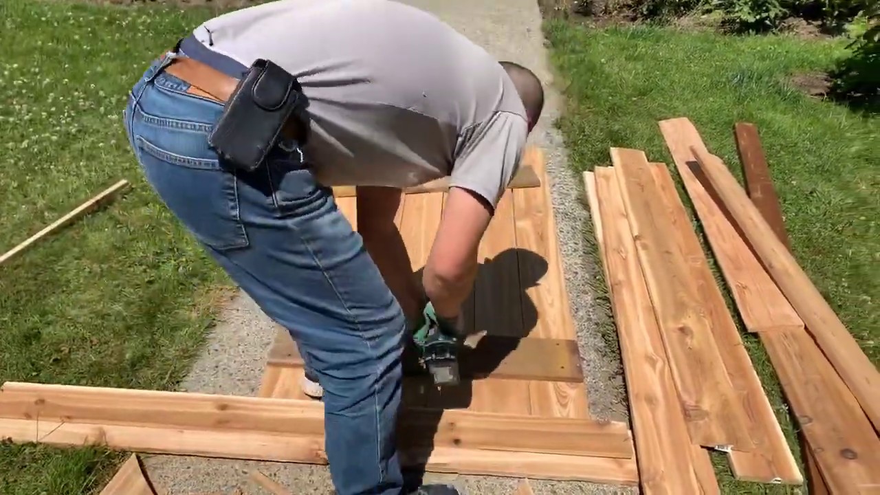 正在直播：如何自己动手制作围栏大门