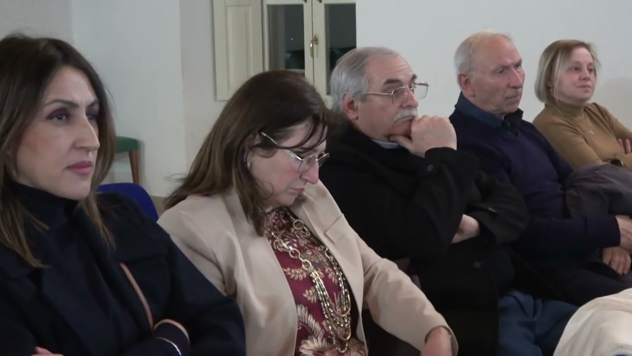 Pua Ariano, Franza: 