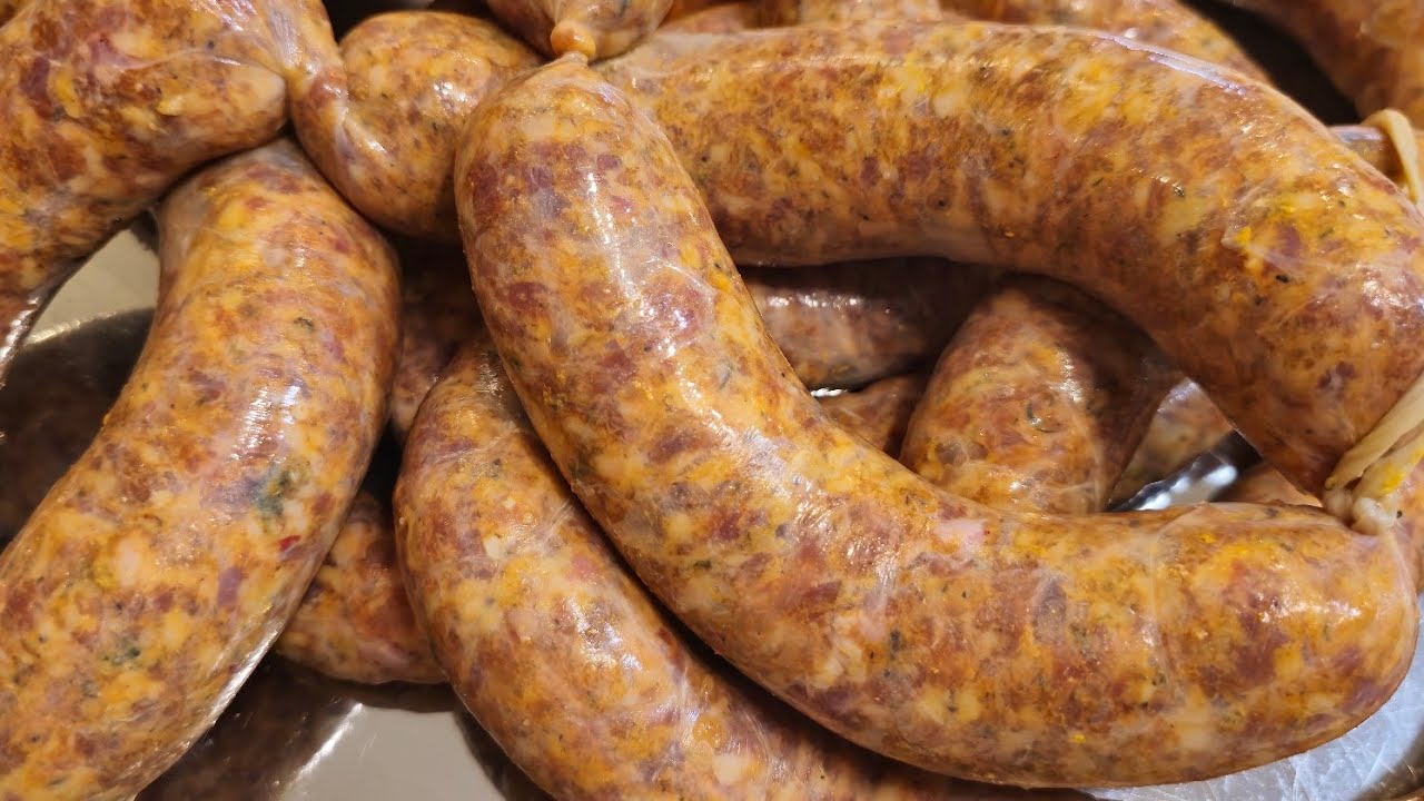 Cei mai buni carnati de Craciun. Reteta traditionala cu vechime.