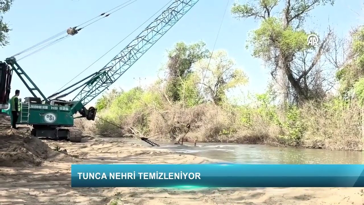 Tunca Nehri temizleniyor