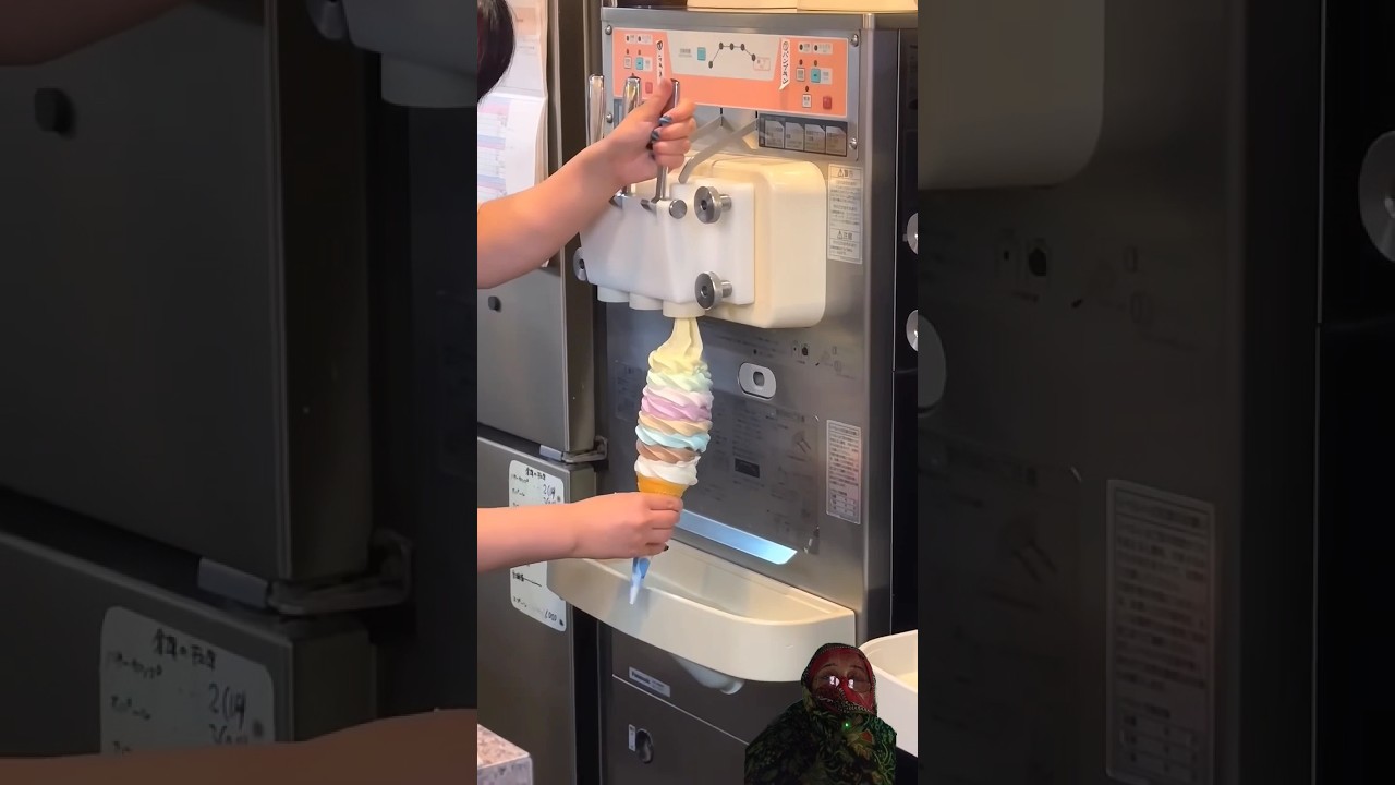 The largest 8-level soft serve ice cream from a long-established ice cream shop in Japan🍦