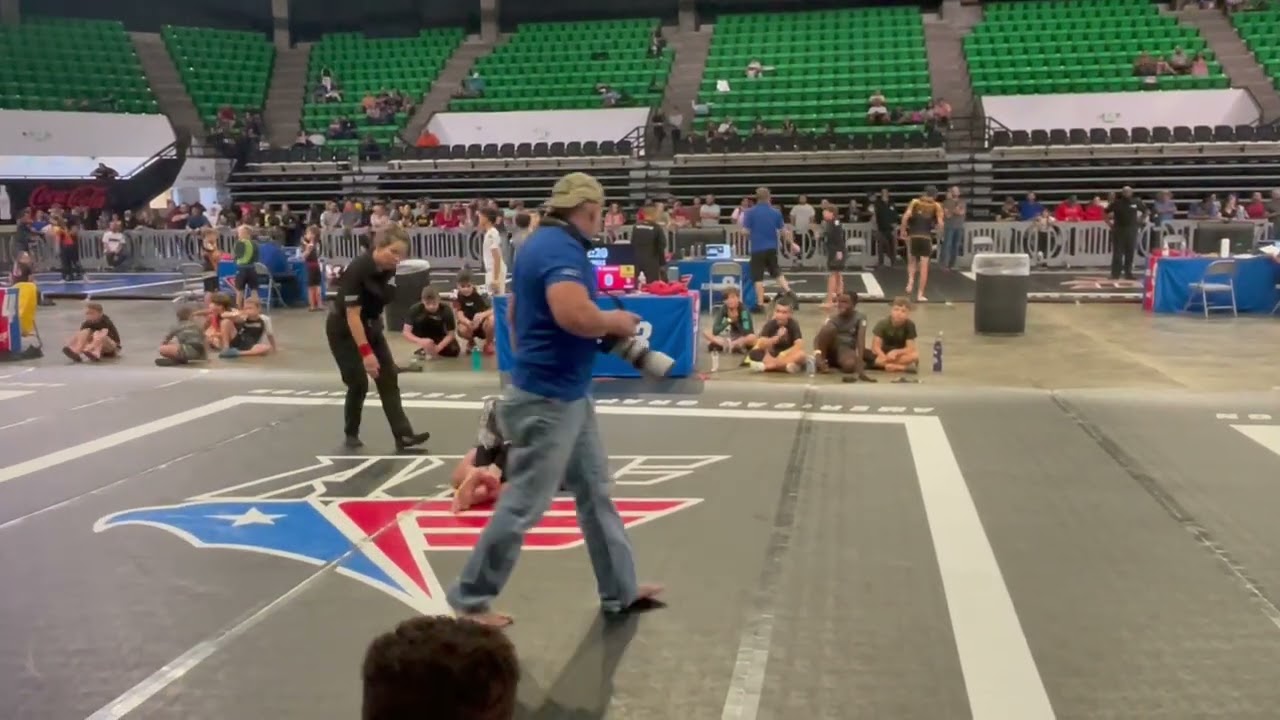 Brady Coggin - No Gi match 