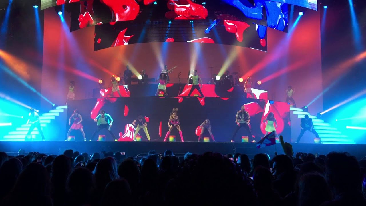 Violetta Live Paris - 21.02.15 - 20h - On Beat
