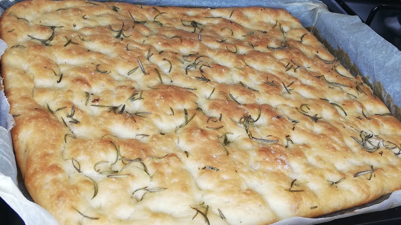 فوكاتشا ايطاليه بسيطه وسريعة التحضير