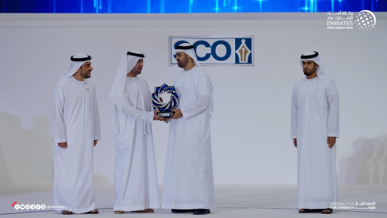 برعاية منصور بن زايد.. ذياب بن محمد بن زايد يشهد تكريم 325 طالباً وطالبة من مكتب البعثات الدراسية