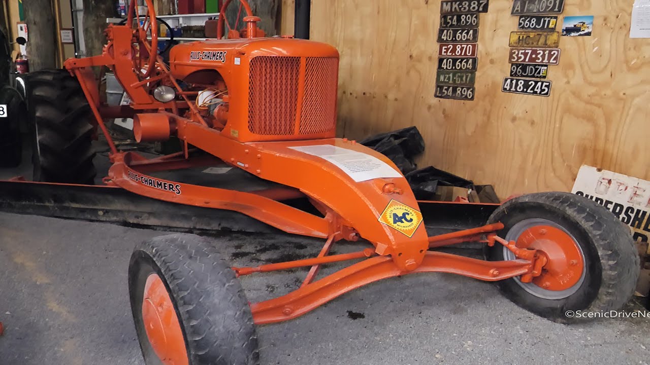 1940s Allis Chalmers W Speed Patrol Grader in Fairlie