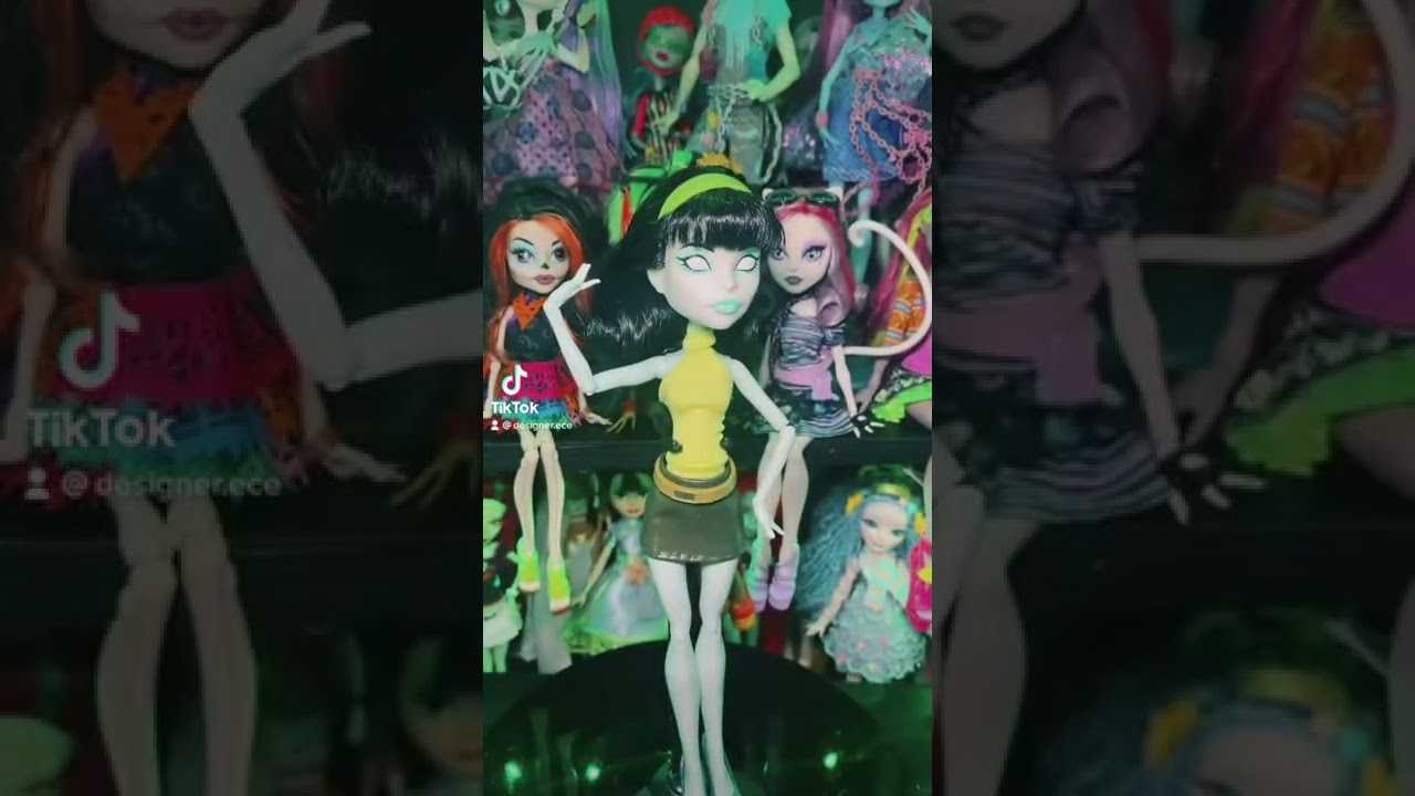 SDCC Scarah Screams Custom #monsterhigh #ooakdoll
