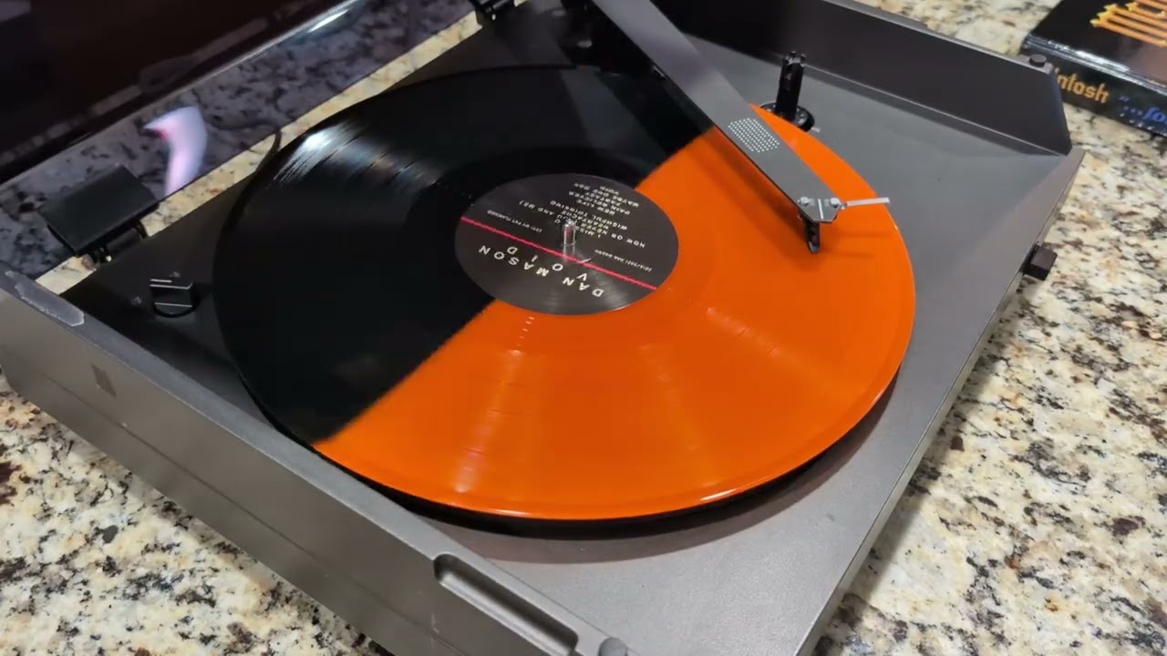 NAD 5120 Turntable Overview