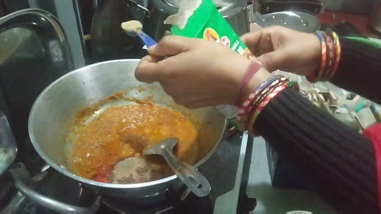 स्वाद में 1 दम डबल, नई और स्वादिष्ट सब्जी बनाए तो 2 की जगह 4 रोटियां खाएं। @Misri_vlogs 