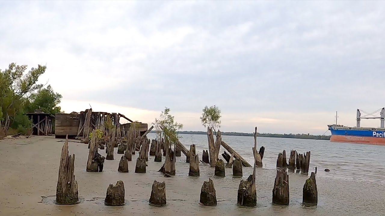 Mississippi River Record Low, Fishing For Catfish