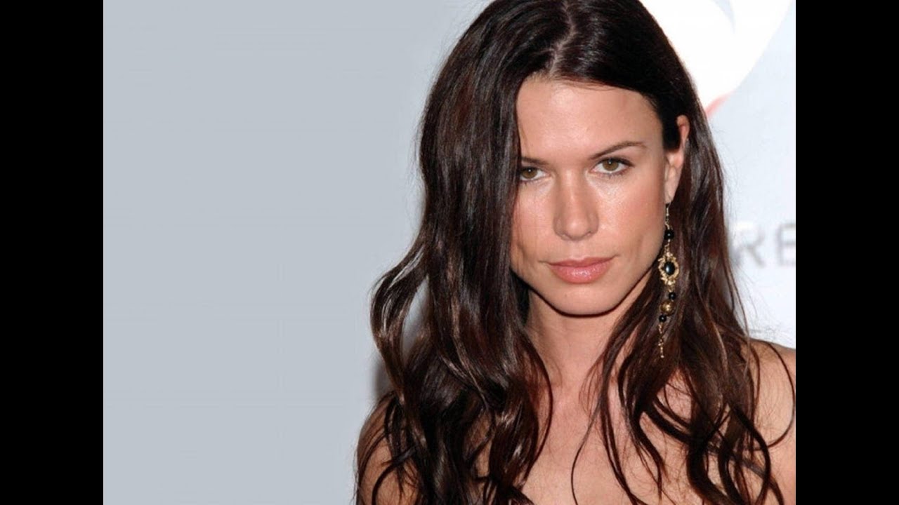 Rhona Natasha Mitra | Beauty in Sci-Fi Films!