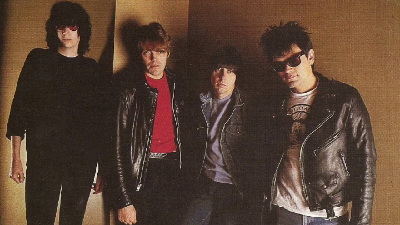 Ramones - Chasing The Night (Richie On Vocals) [2 Versions?]