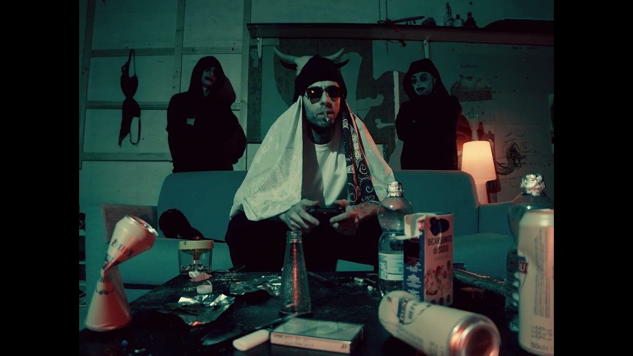 KXLLMAURX - Crackhouse e cucchiai (Visual Video)