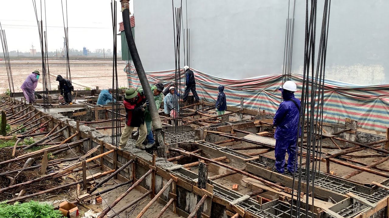 Constructing A Solid Foundation For The House Using Concrete Piles And Beams With Modern Machinery