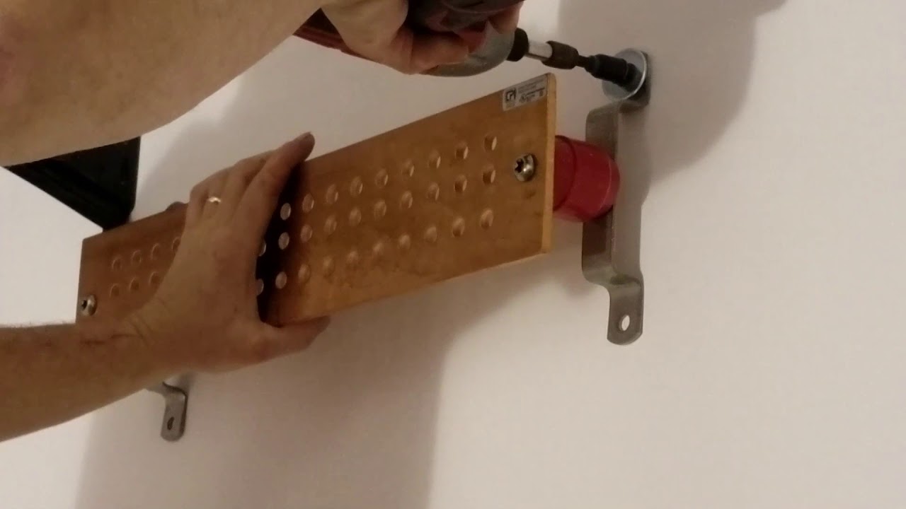 Wired Communications Installing a Busbar (TMGB) in New Data Center