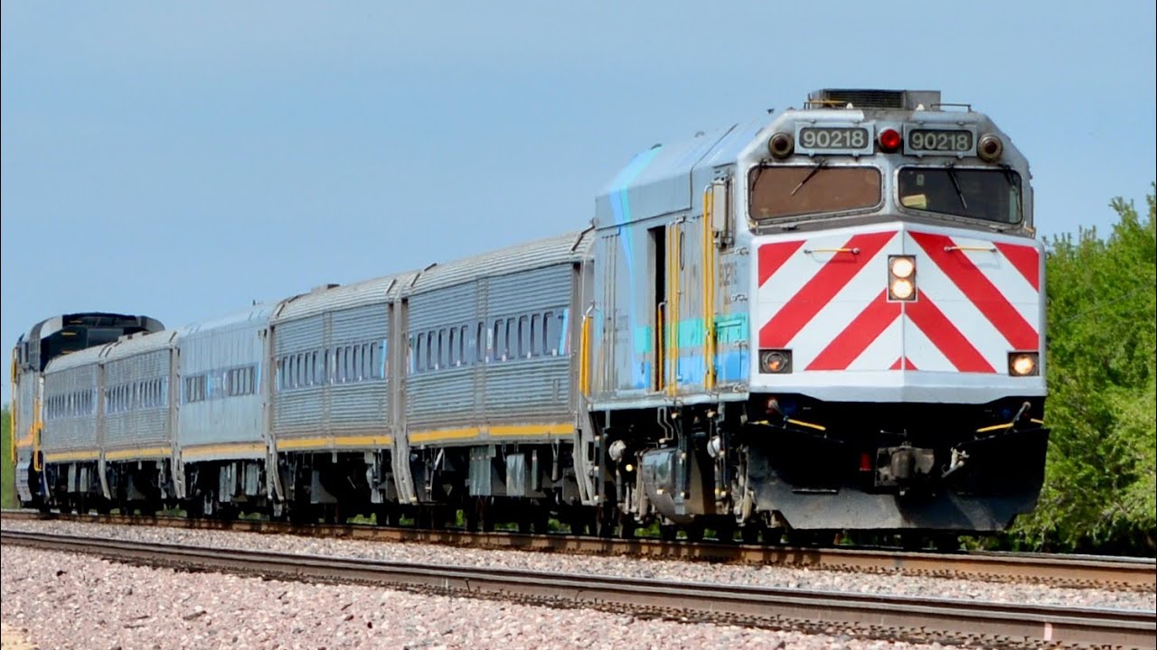 Amtrak California Comet 1B Train Cars