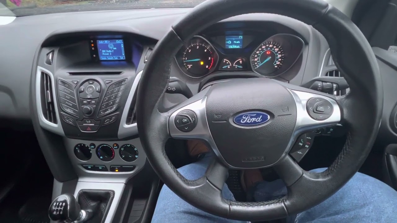 Looking to buy a Focus diesel? Buyers guide. 2012 Ford Focus 1.6 TDCI Zetec 115ps virtual viewing.