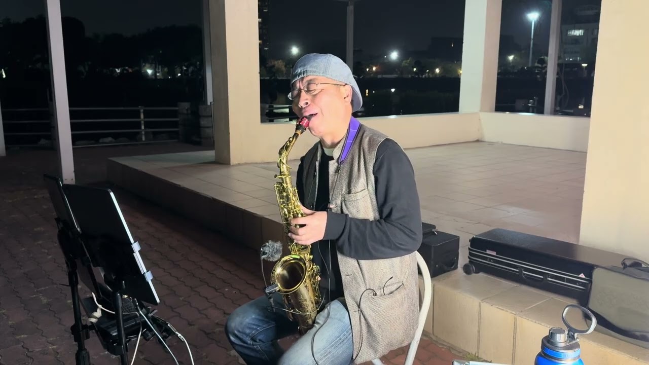 Stand by your man Carla Bruni cover  by Michael