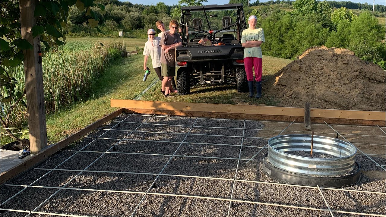 Fire pit Upgrade- pouring concrete pad DIY