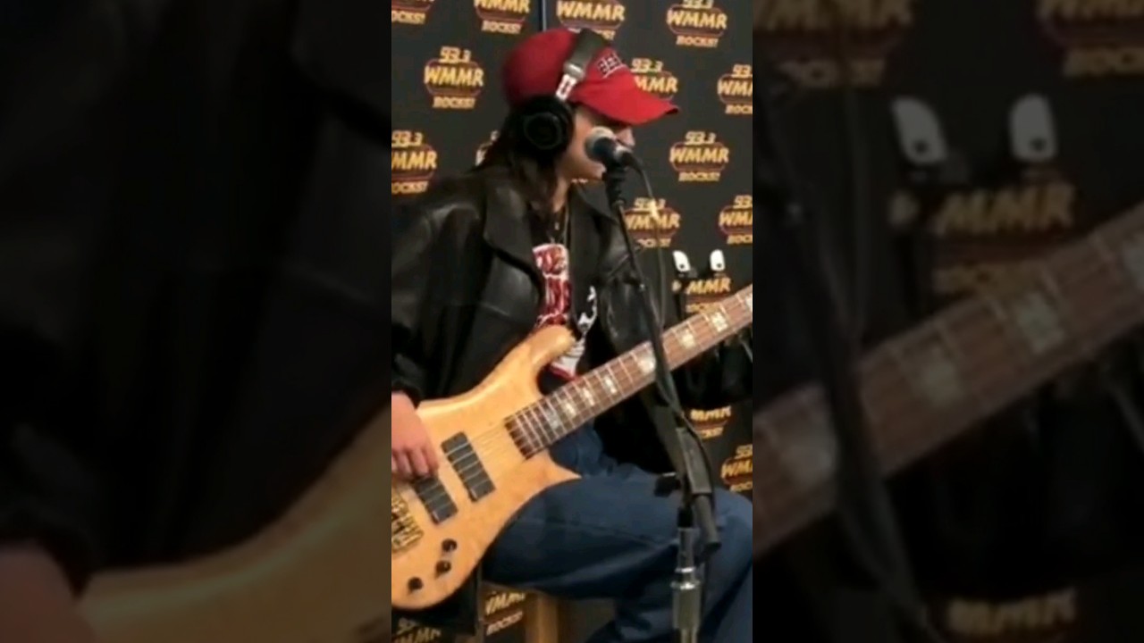 MONEY (Paulina) - The Warning #thewarningrockband #fypシ #paulinavillarreal #alevillarreal #rock