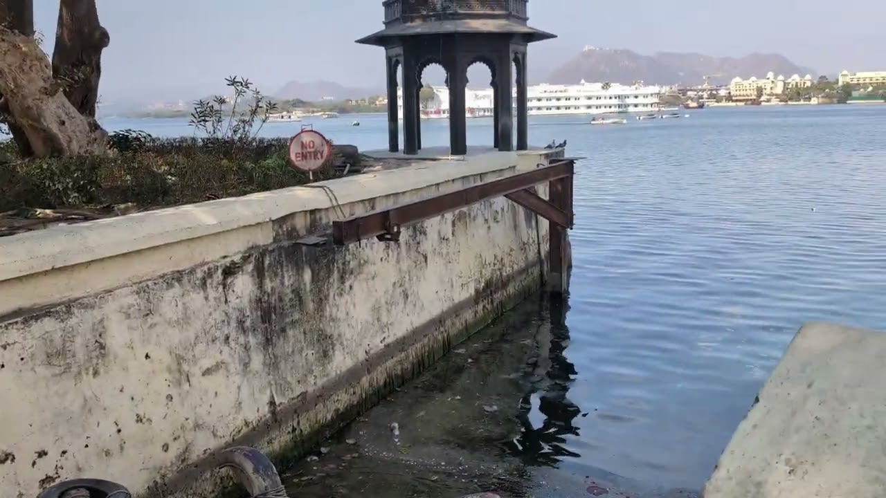 Entrance _ cItY PaLaCe in udaipur Rajasthan.