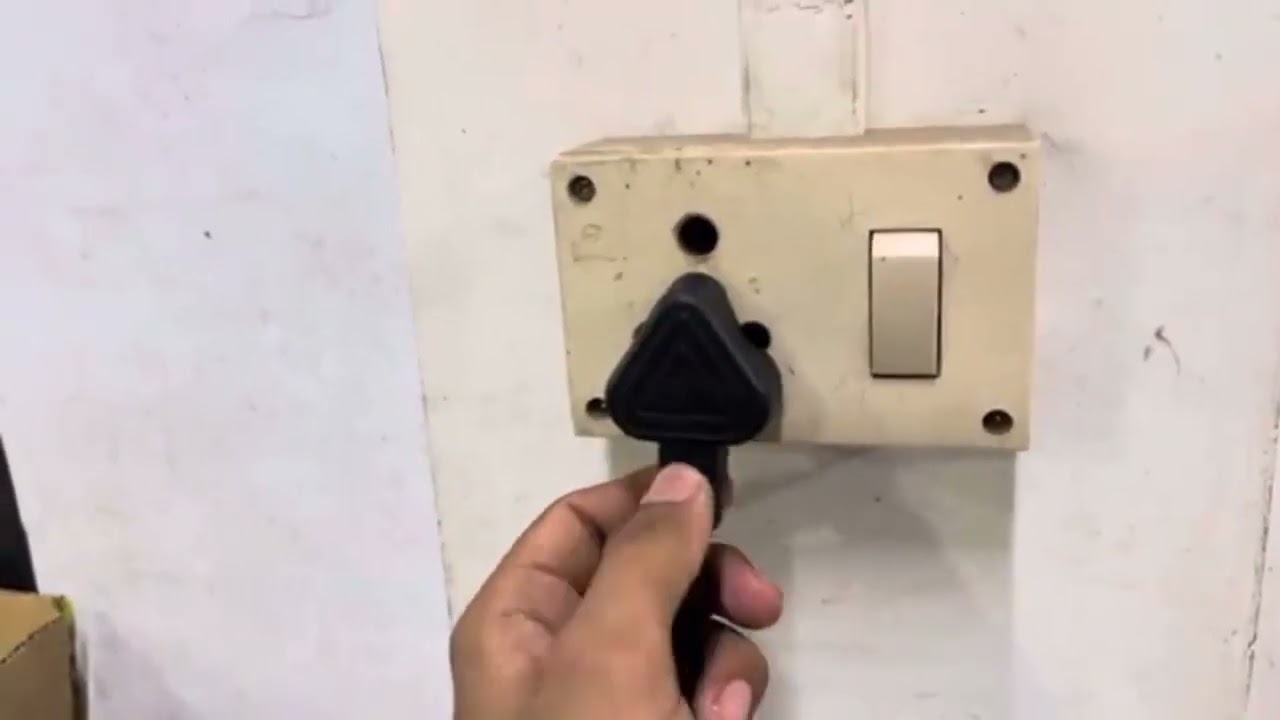 How to fix laptop not turning on than this video can help  you/ laptop on nhe horaa 