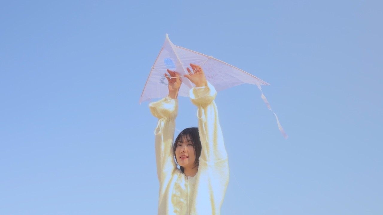 지베뉴 (Zivenew) - '사춘' Official Music Video