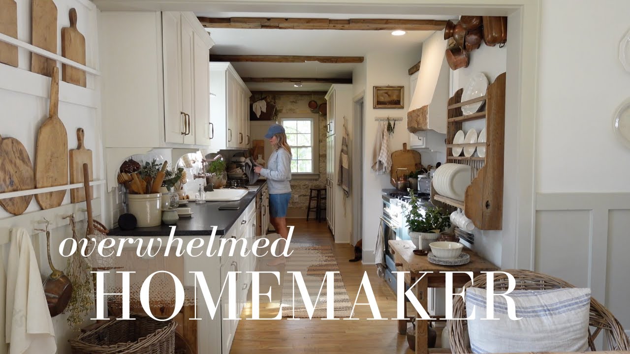 Overwhelmed Homemaker - Busy Early Summertime Moments