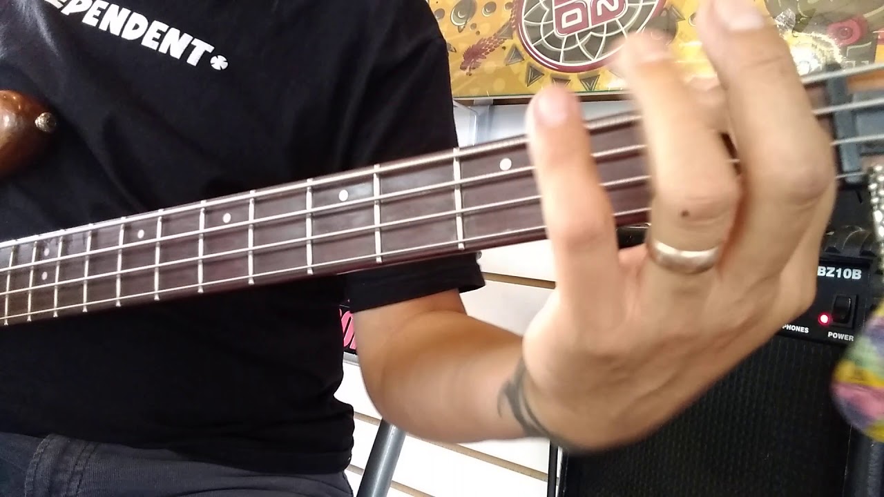 La Herida. Los Estrambóticos. cover de bajo.