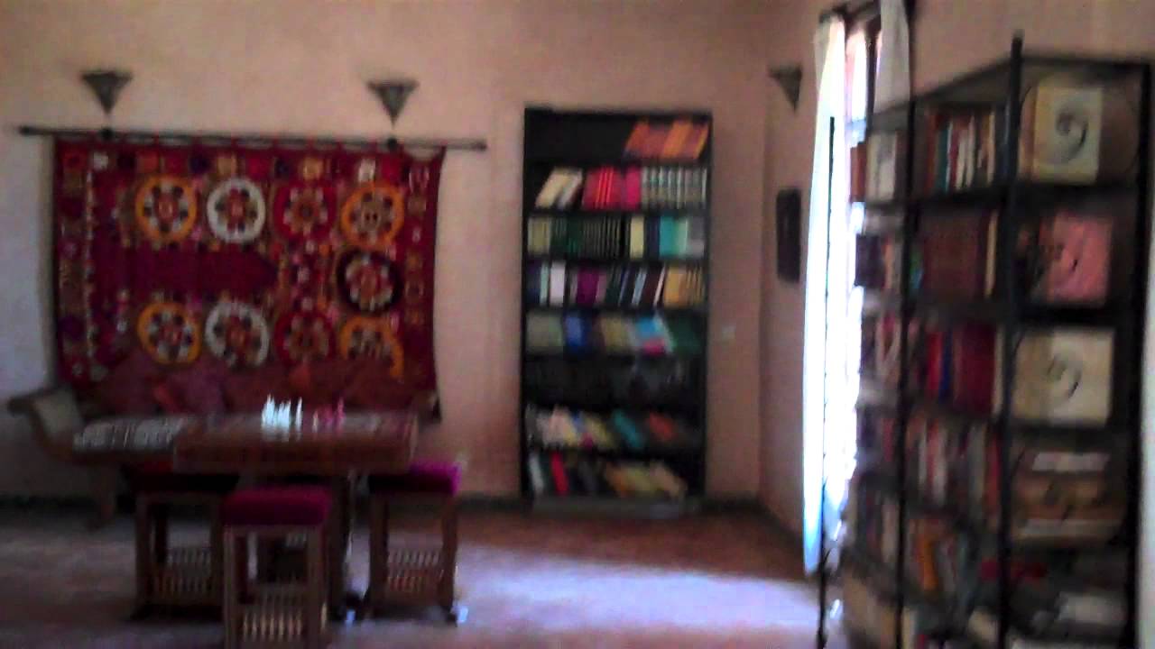 Dar Khalifa: 5 minute tour of Tahir Shah's home