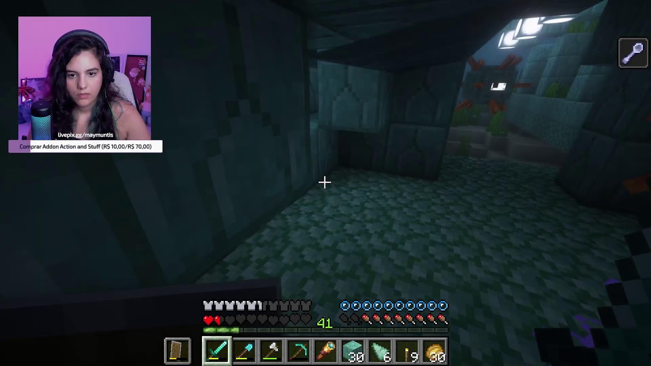 Minecraft Survival no Mundo eterno - Coletando recursos