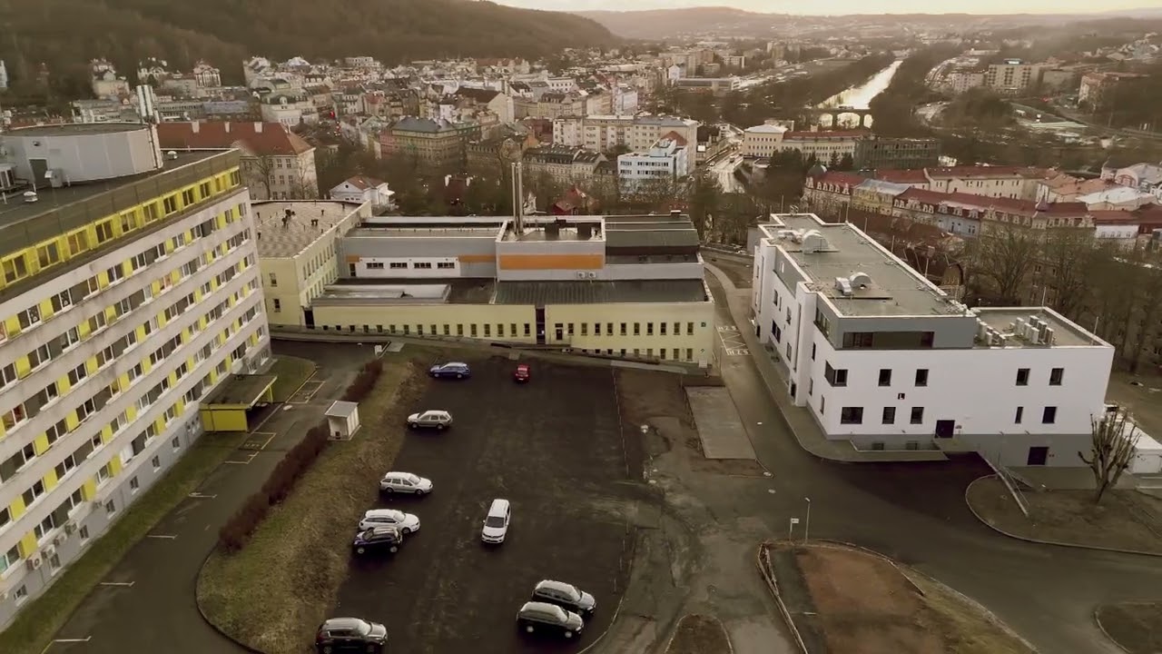 Pavilon L - nové transfuzní oddělení Nemocnice K. Vary z ptačí perspektivy