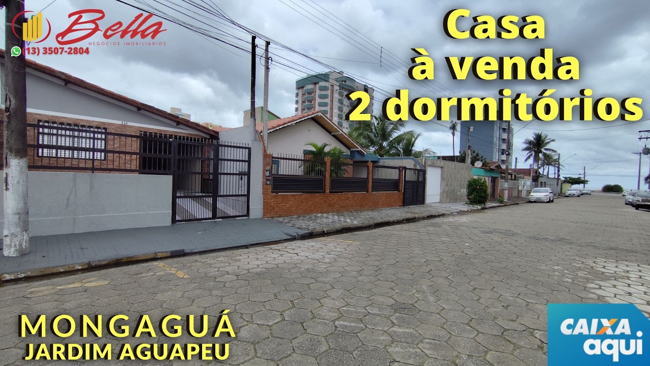 🟢 Casa à venda com dois dormitórios em Mongaguá.
