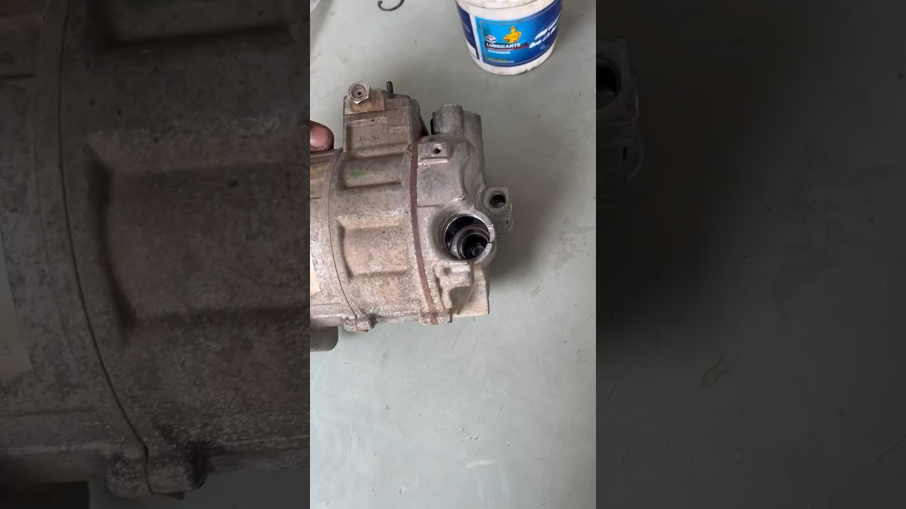 Mercedes Benz 204AC compressor ￼￼ 