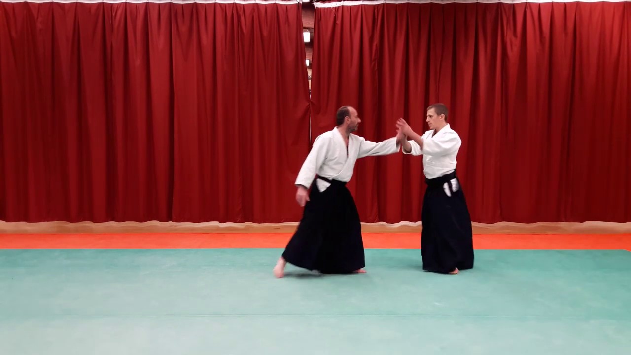 Tachi waza, Chudan tsuki, Kote gaeshi