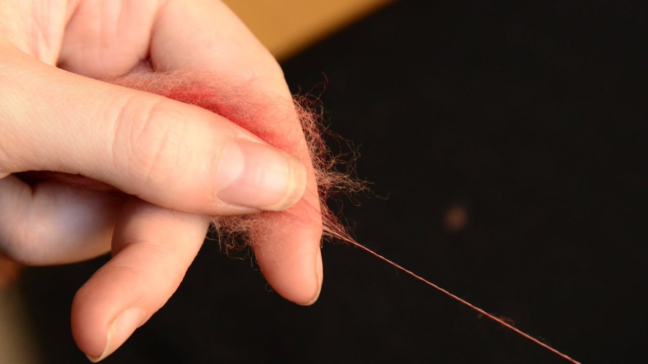 Spinning and drafting fine yarn, up close