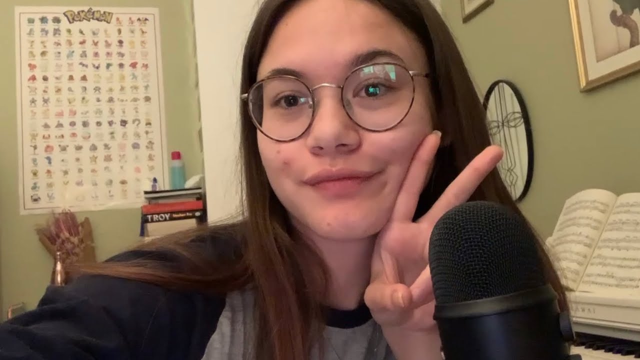 ASMR ESPAÑOL// leyendo mis ensayos (soft spoken)